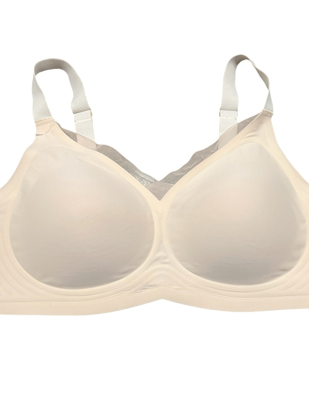 Seamless Light Support Bra in Cream